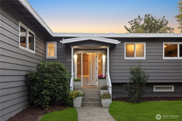 Property photo for 436 Sw 183rd Street, Normandy Park photo 3