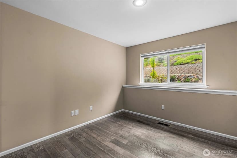 Property photo for 752 Castle Heights Drive, Wenatchee photo 18