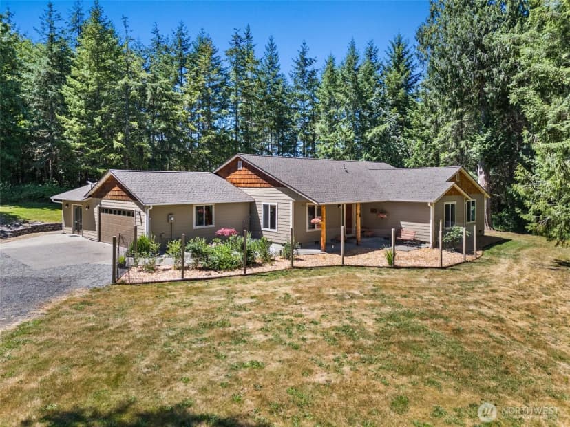 Property photo for 119 Senn Road, Chehalis