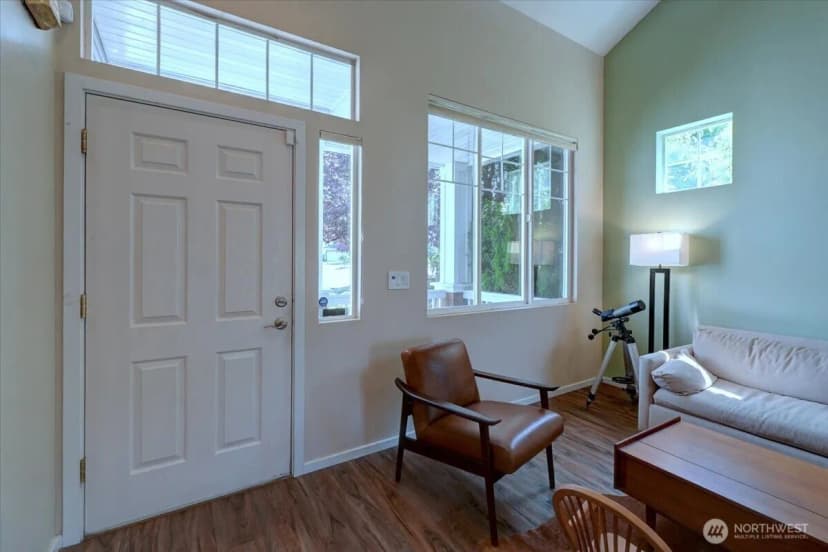 Property photo for 6109 Perry Avenue Se, Auburn photo 5