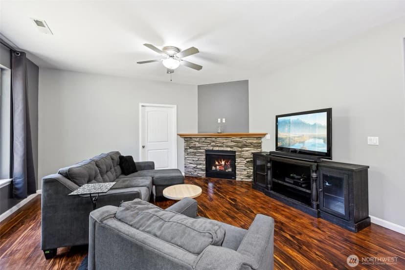 Property photo for 29811 12th Avenue Ct E, Roy photo 6