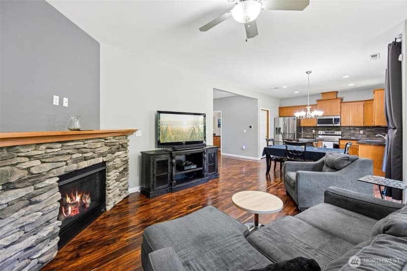 Property photo for 29811 12th Avenue Ct E, Roy photo 4