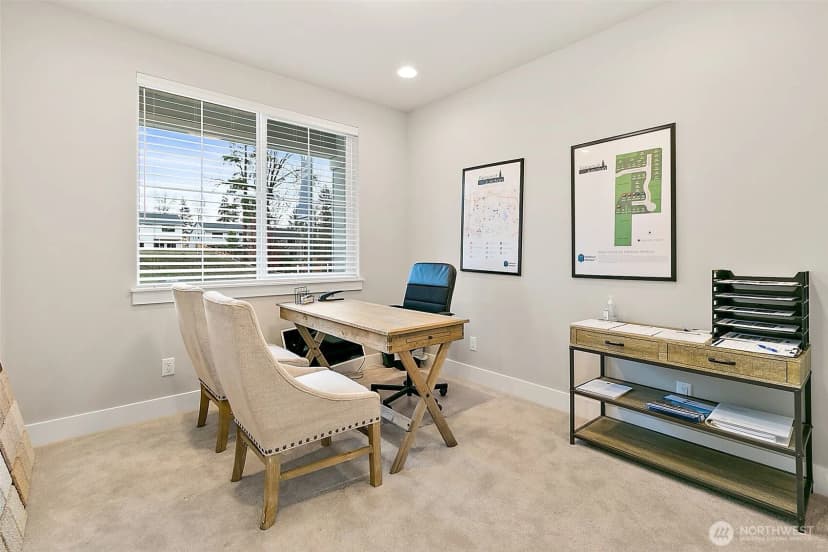 Property photo for 28404 142nd Place Se, Kent photo 2