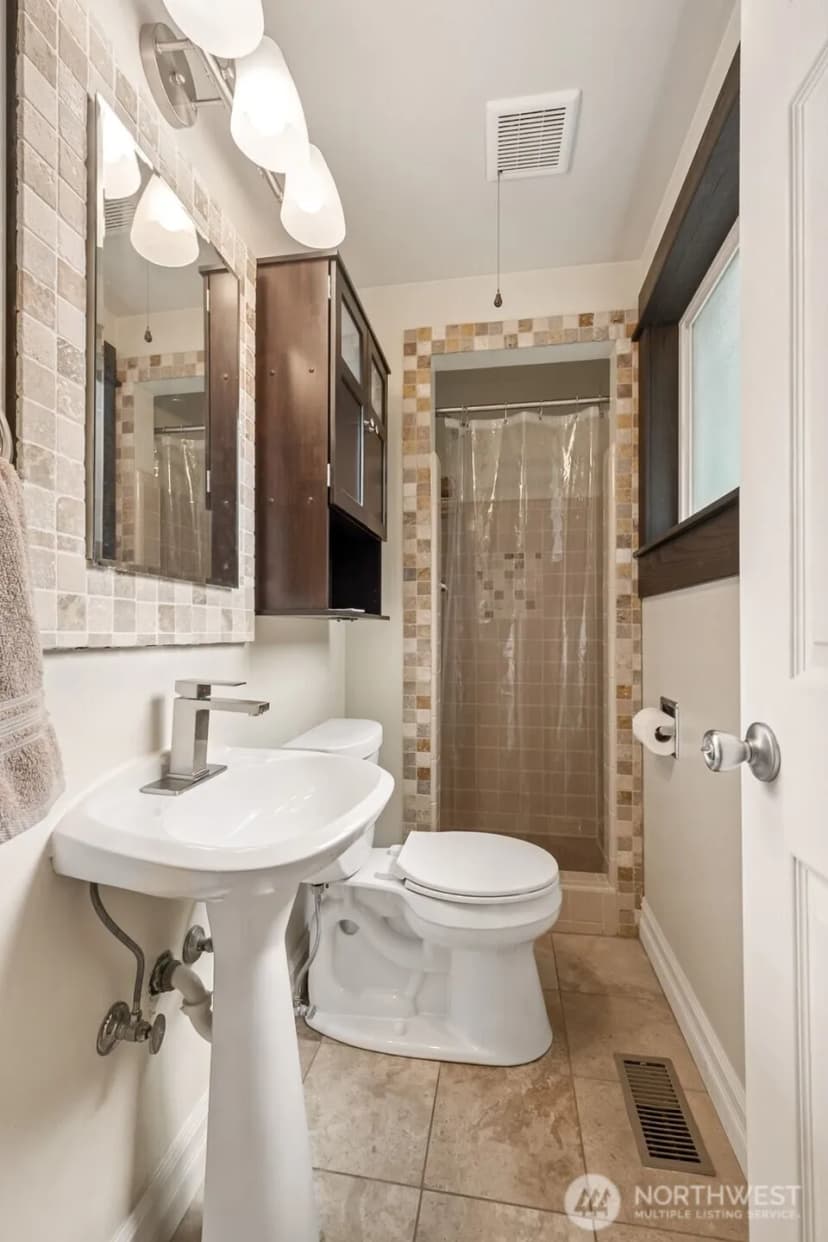 Property photo for 20623 98th Place S, Kent photo 14