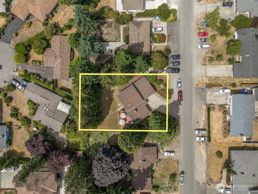 Property photo for 20623 98th Place S, Kent photo 32