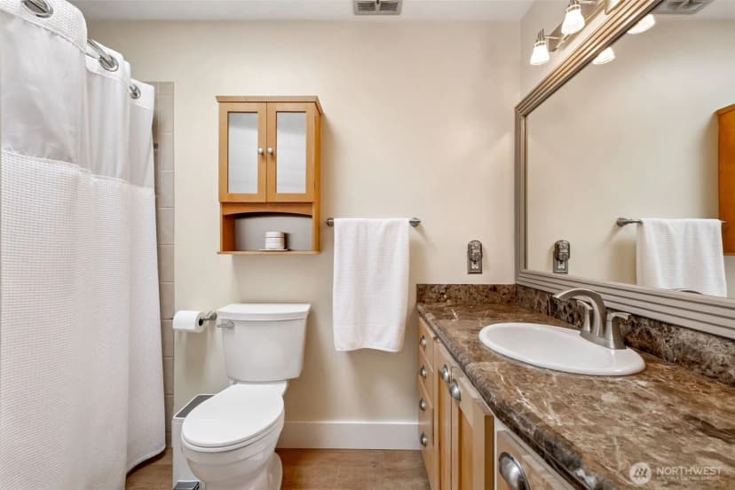 Property photo for 20623 98th Place S, Kent photo 16