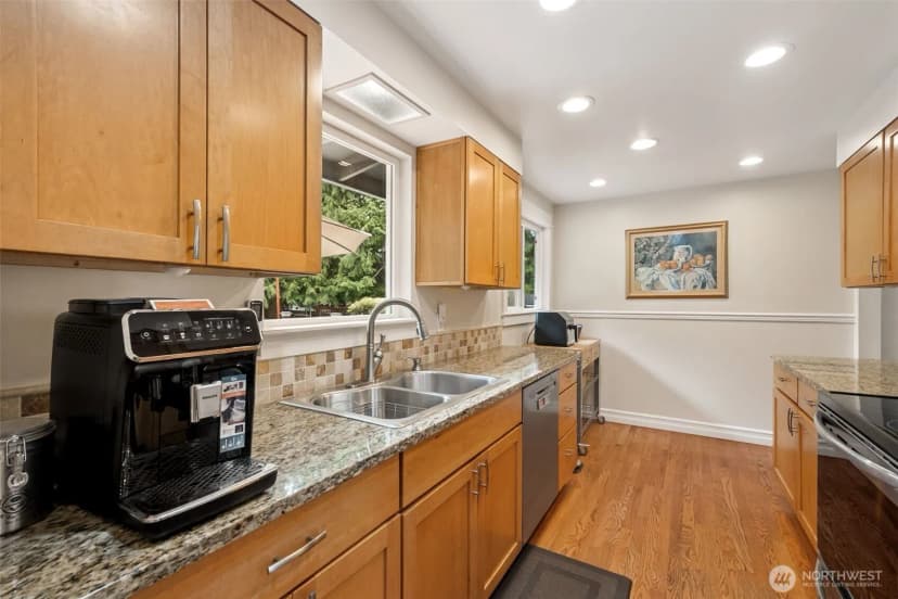 Property photo for 20623 98th Place S, Kent photo 10