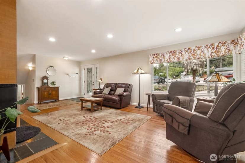 Property photo for 20623 98th Place S, Kent photo 7