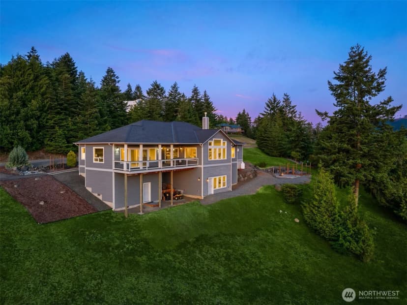 Property photo for 52 Carriage Drive, Sequim photo 9