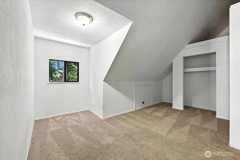 Property photo for 15230 44th Avenue W, Lynnwood photo 18