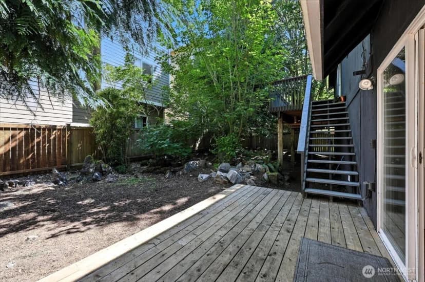 Property photo for 15230 44th Avenue W, Lynnwood photo 32