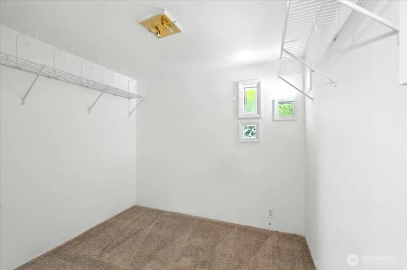 Property photo for 15230 44th Avenue W, Lynnwood photo 28