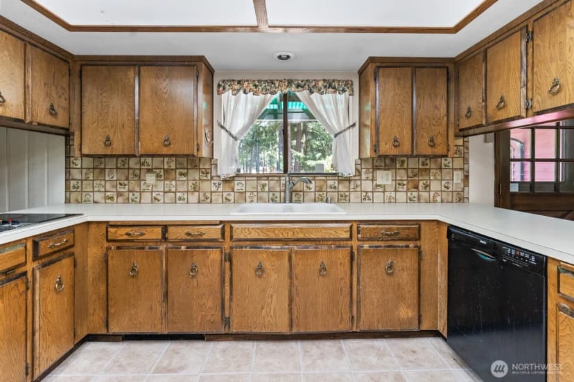 Property photo for 407 Logger St Se, Lacey photo 8