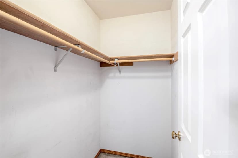 Property photo for 816 3rd Avenue Nw, Puyallup photo 21