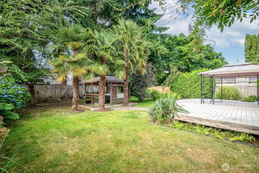 Property photo for 816 3rd Avenue Nw, Puyallup photo 34