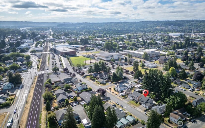 Property photo for 816 3rd Avenue Nw, Puyallup photo 39