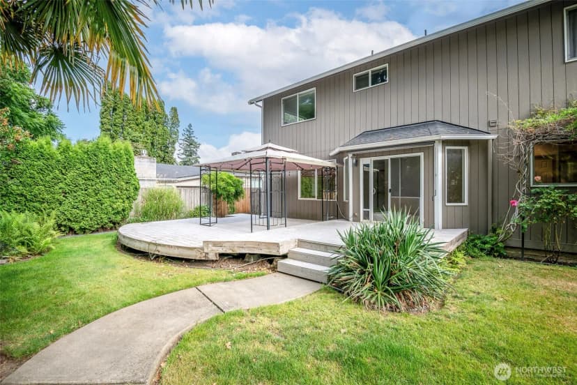 Property photo for 816 3rd Avenue Nw, Puyallup photo 31