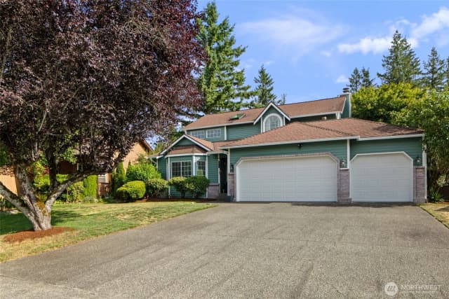 Property photo for 23215 Se 282nd Place, Maple Valley photo 3