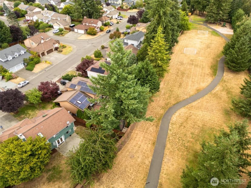 Property photo for 23215 Se 282nd Place, Maple Valley photo 37