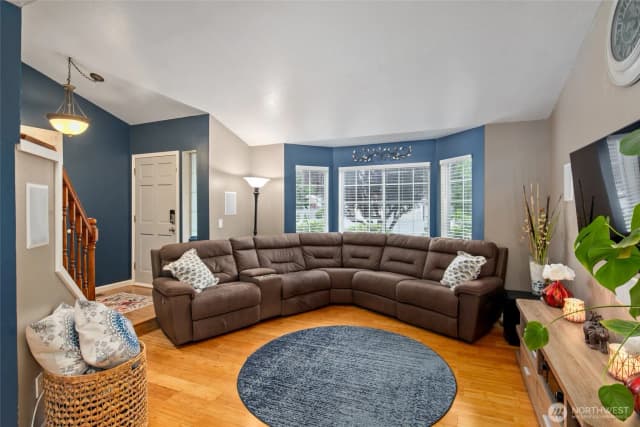 Property photo for 23215 Se 282nd Place, Maple Valley photo 5