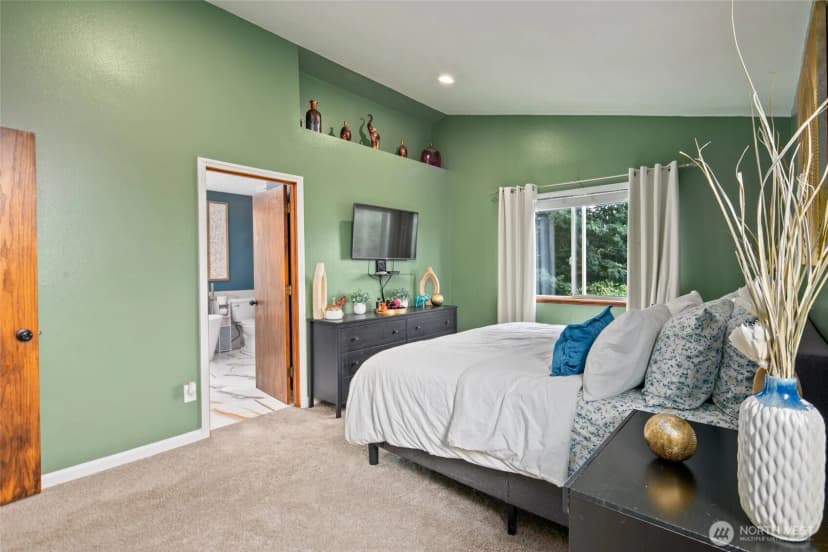 Property photo for 23215 Se 282nd Place, Maple Valley photo 19