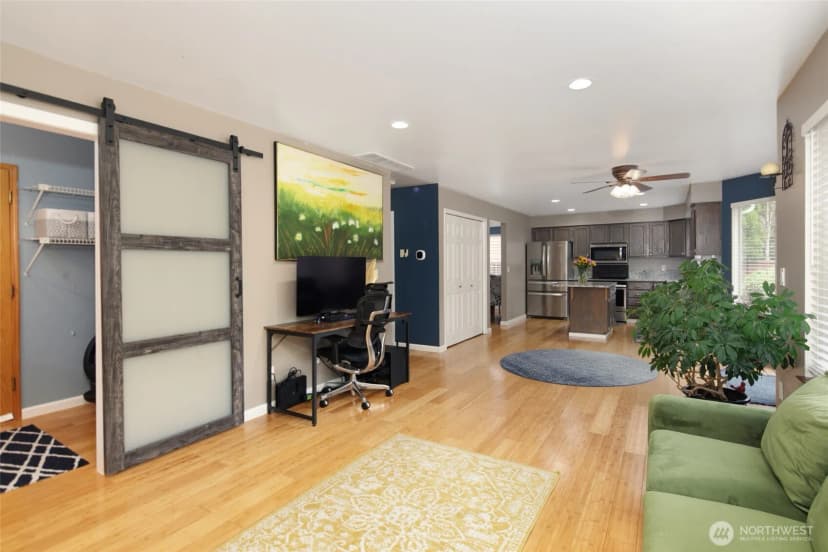 Property photo for 23215 Se 282nd Place, Maple Valley photo 15