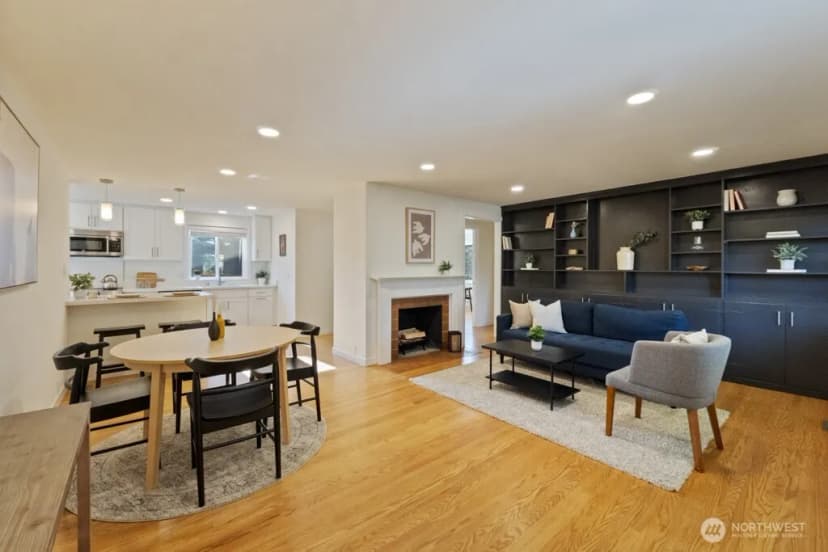 Property photo for 2646 34th Avenue W, Seattle photo 6