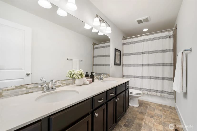 Property photo for 10237 Sentinel Loop, Gig Harbor photo 27