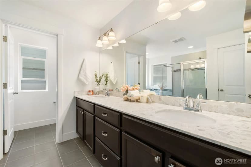 Property photo for 10237 Sentinel Loop, Gig Harbor photo 19