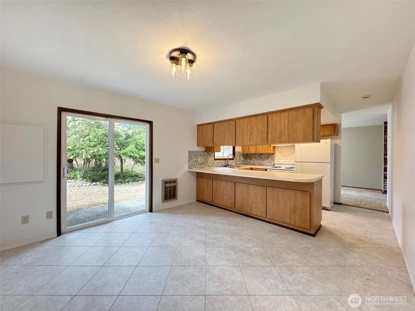 Property photo for 2134 W 6th Street, Port Angeles photo 13