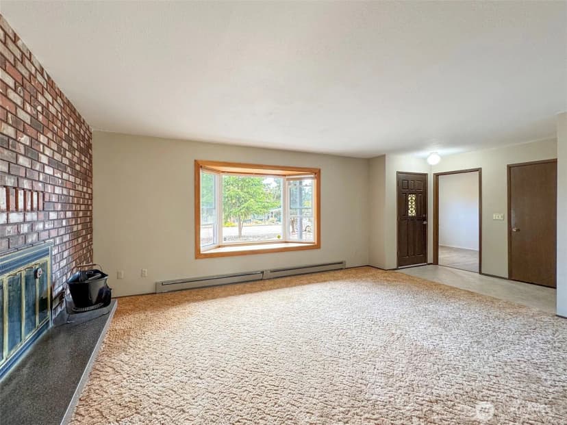 Property photo for 2134 W 6th Street, Port Angeles photo 4