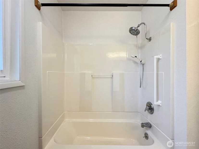 Property photo for 2134 W 6th Street, Port Angeles photo 22