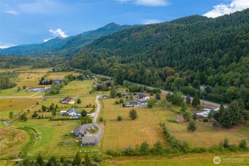 Property photo for 1064 Old Highway 99, Bellingham photo 39