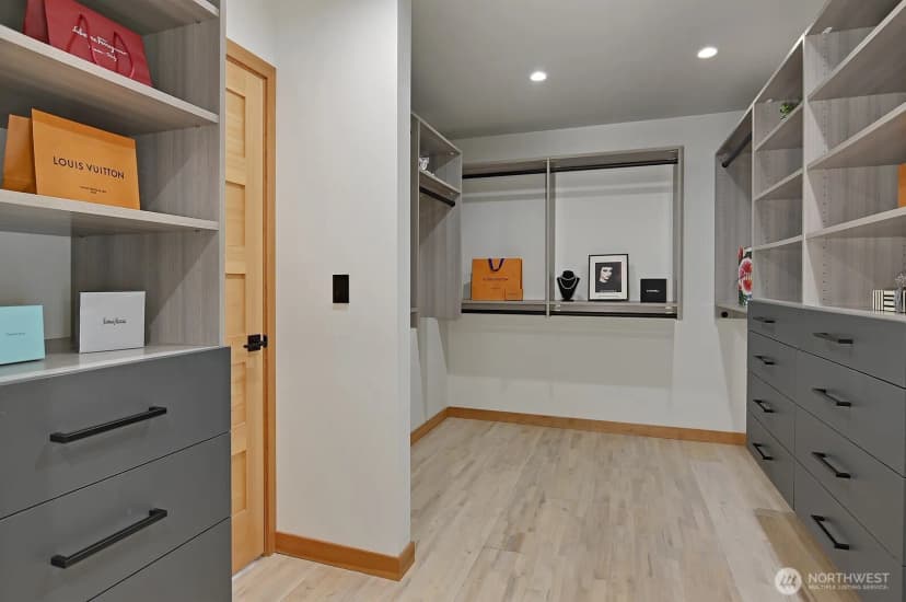 Property photo for 2709 S Ferdinand Street, Seattle photo 11