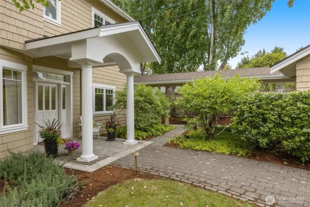 Property photo for 3021 W Mercer Way, Mercer Island