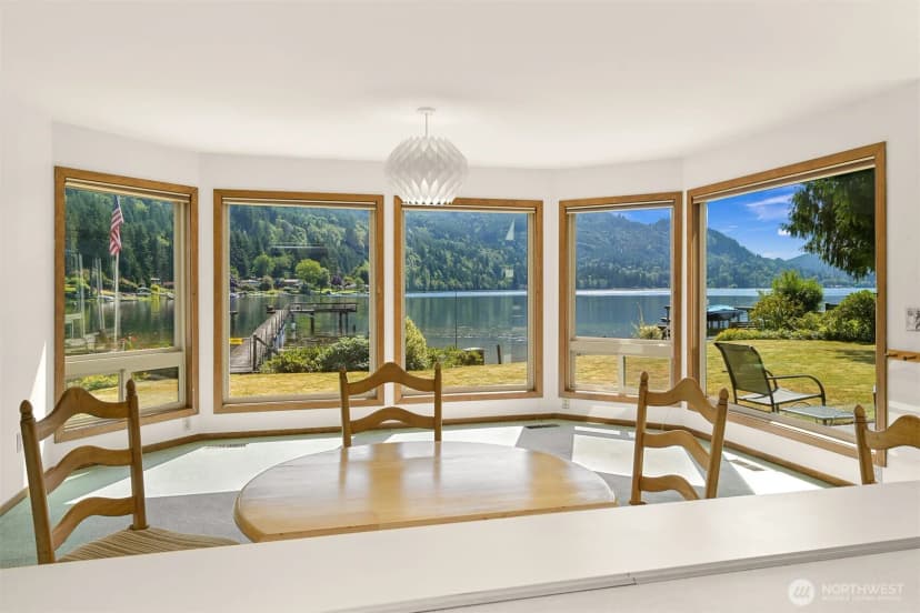 Property photo for 850 Autumn Lane, Bellingham photo 12