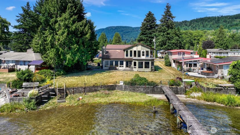 Property photo for 850 Autumn Lane, Bellingham photo 3