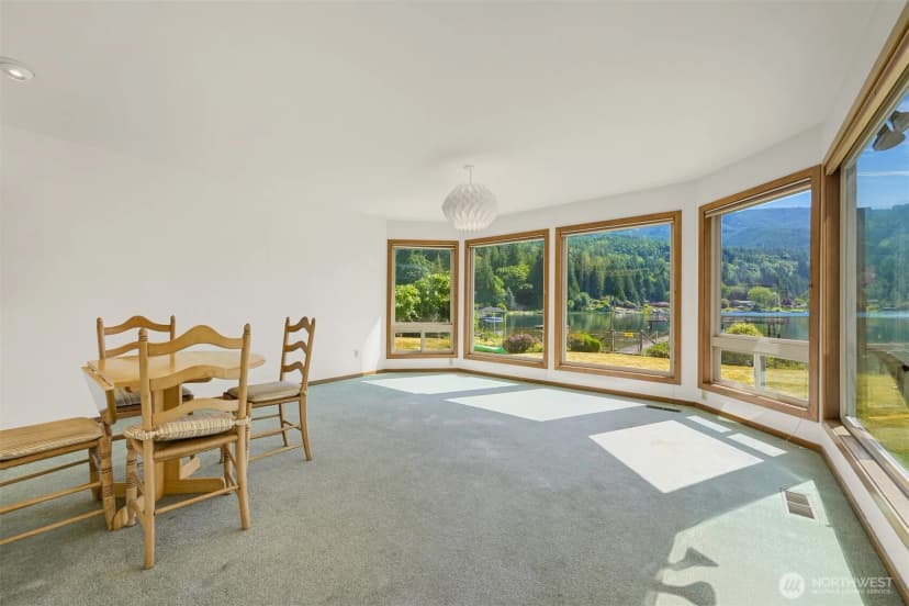 Property photo for 850 Autumn Lane, Bellingham photo 15