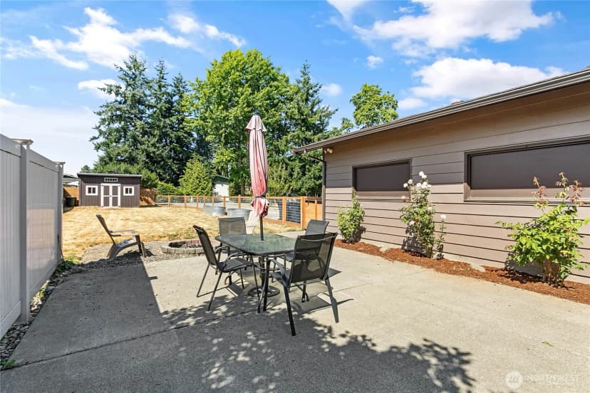 Property photo for 1612 Kok Road, Lynden photo 27
