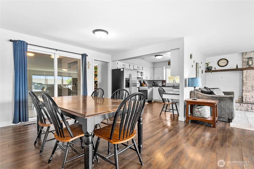 Property photo for 1612 Kok Road, Lynden photo 10