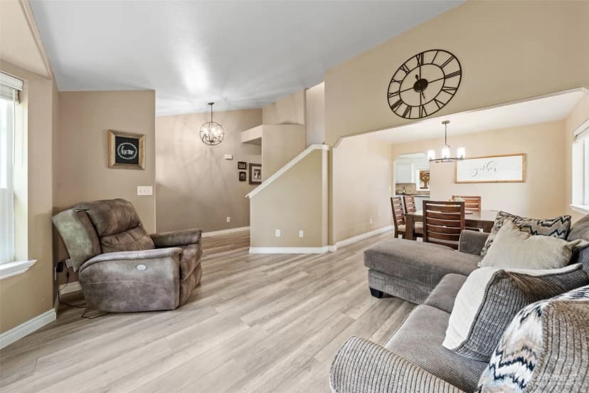 Property photo for 14102 68th Avenue E, Puyallup photo 11