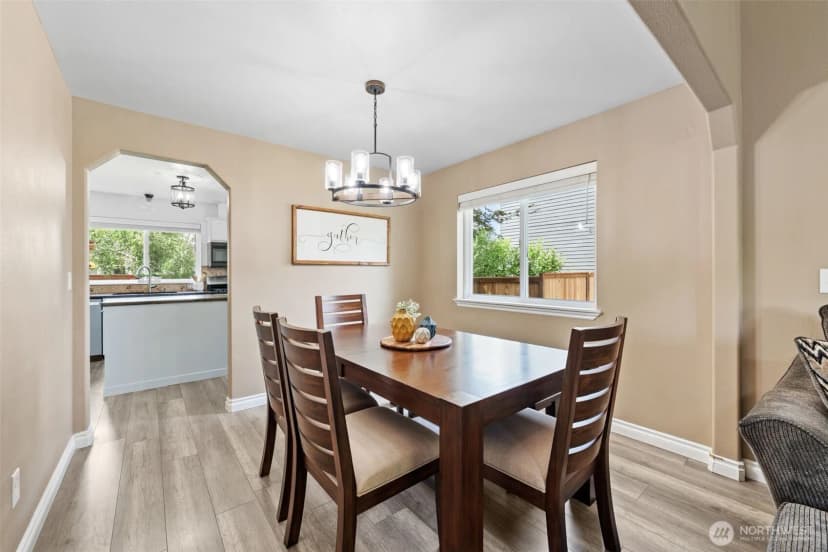 Property photo for 14102 68th Avenue E, Puyallup photo 10