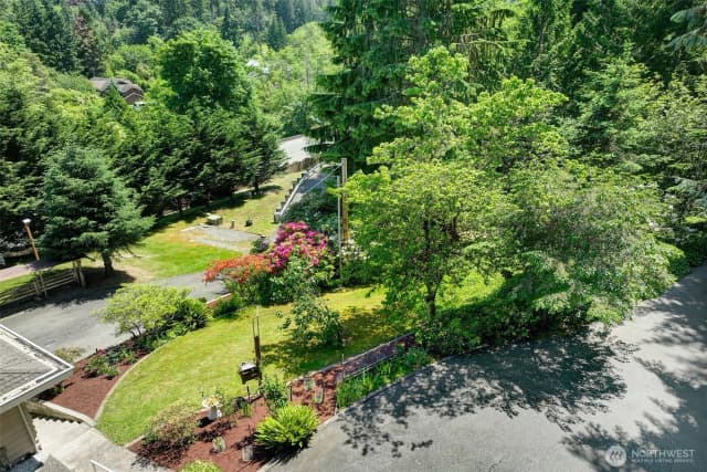 Property photo for 7603 Renton-issaquah Road Se, Issaquah photo 4