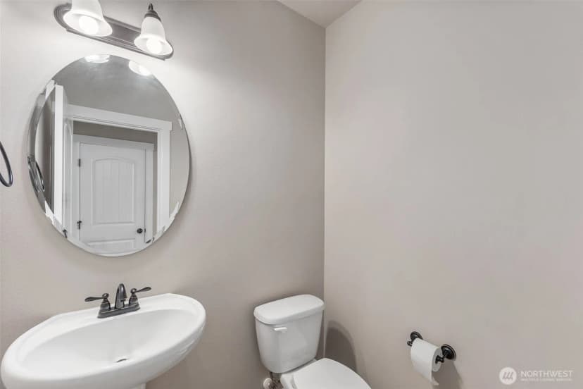 Property photo for 4413 Hudson Court Nw, Olympia photo 16