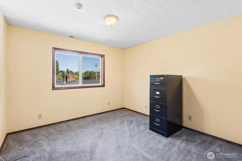 Property photo for 3309 Pennsylvania Street, Longview photo 22