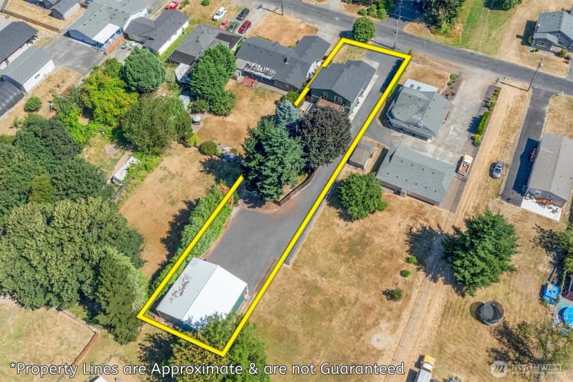 Property photo for 3309 Pennsylvania Street, Longview photo 40