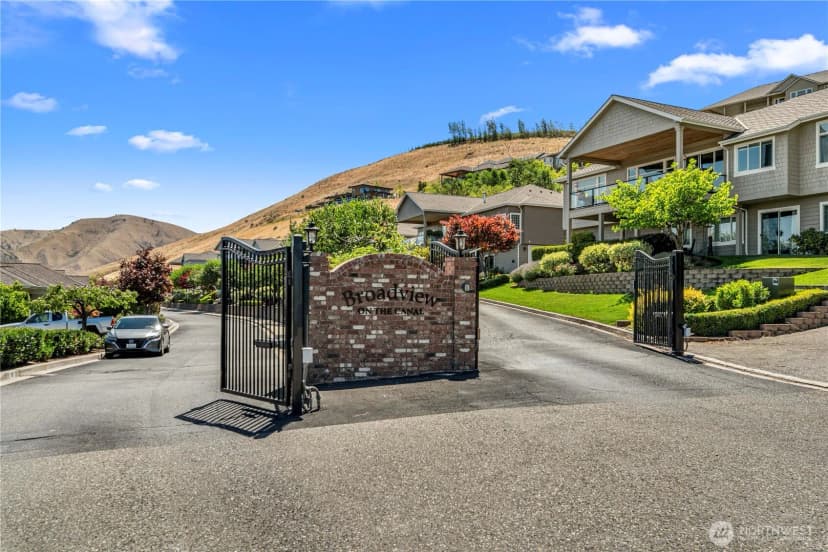 Property photo for 1776 Broadway Place, Wenatchee photo 40