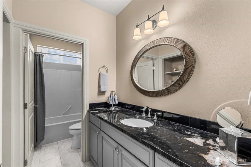Property photo for 1776 Broadway Place, Wenatchee photo 31