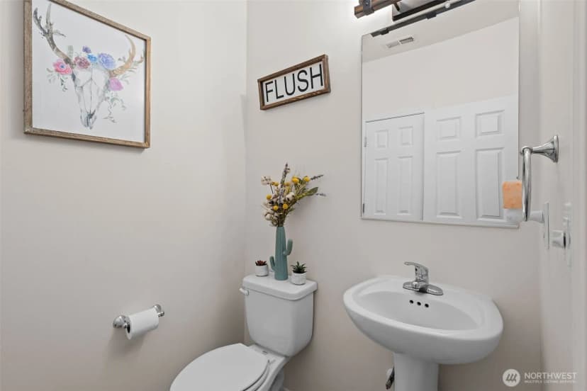 Property photo for 233 Powder Hill Drive, Kalama photo 21