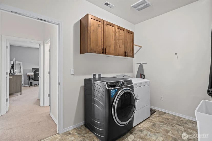 Property photo for 233 Powder Hill Drive, Kalama photo 23